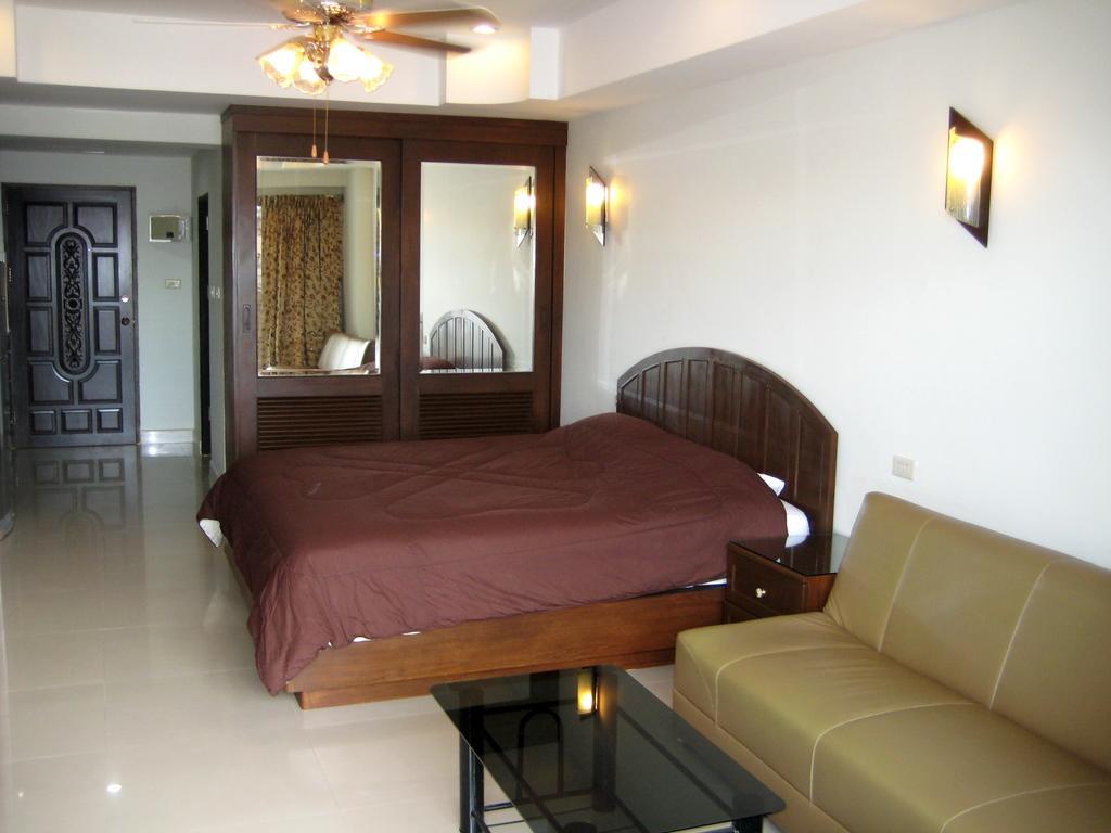 Yensabai Condotel Pattaya Eksteriør billede