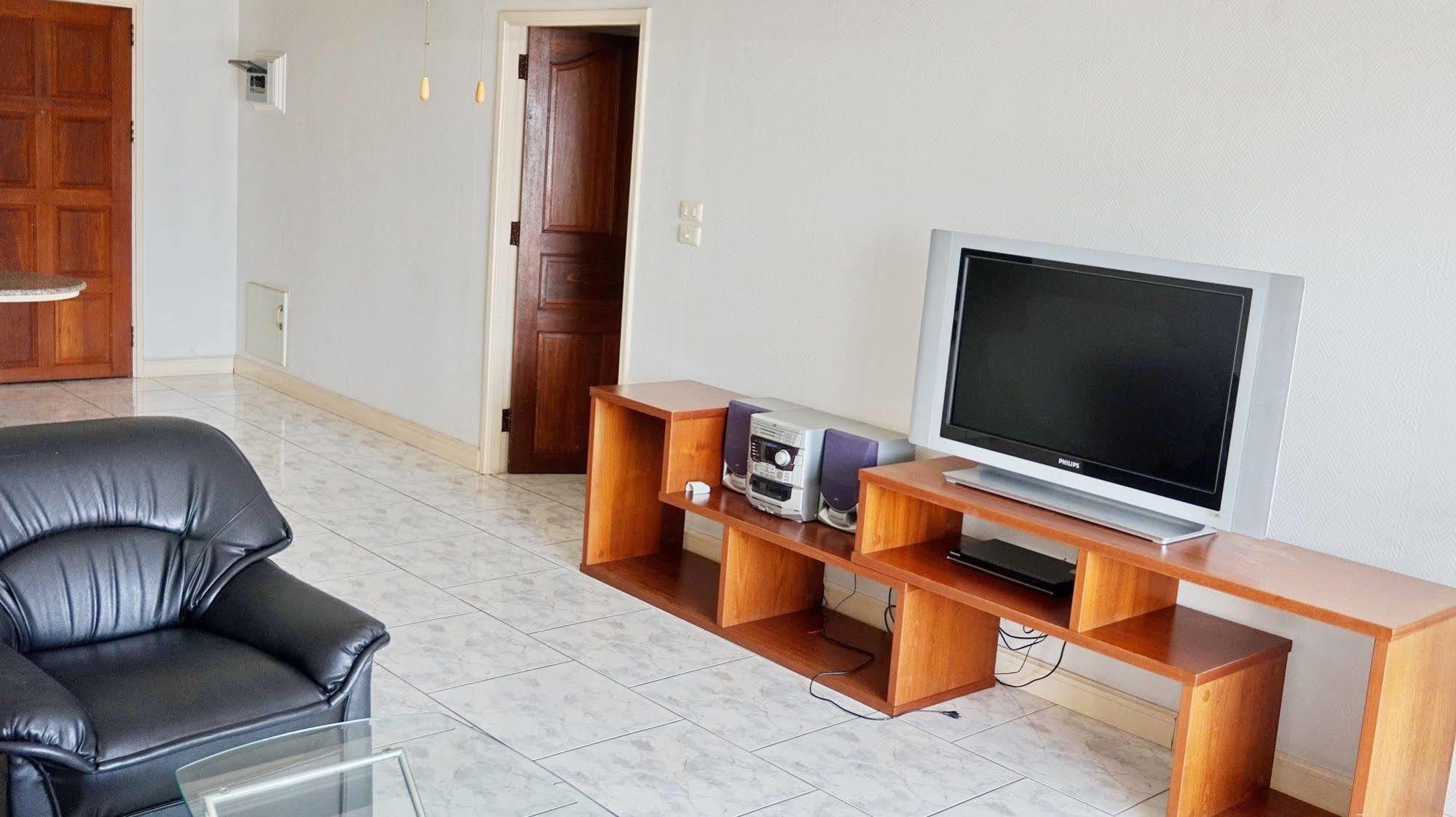 Yensabai Condotel Pattaya Eksteriør billede