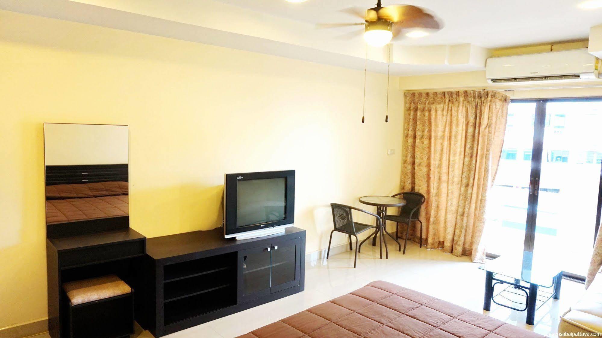 Yensabai Condotel Pattaya Eksteriør billede